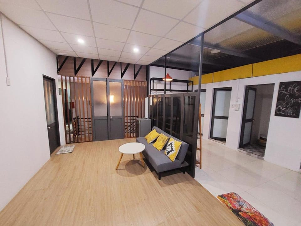 CODO Backpacker Vacation rental in Laos