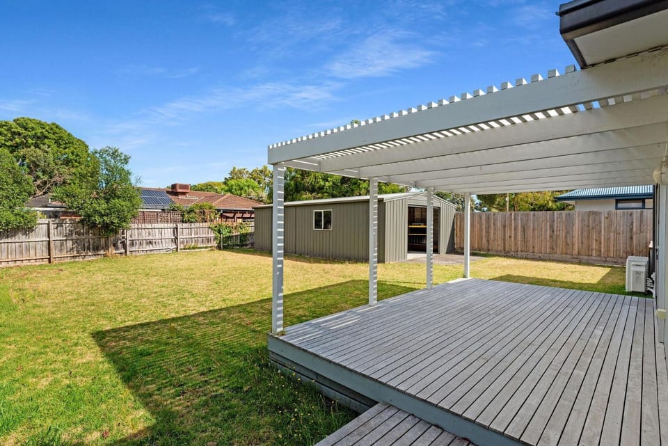 Tootgarook Bay Retreat House in Melbourne
