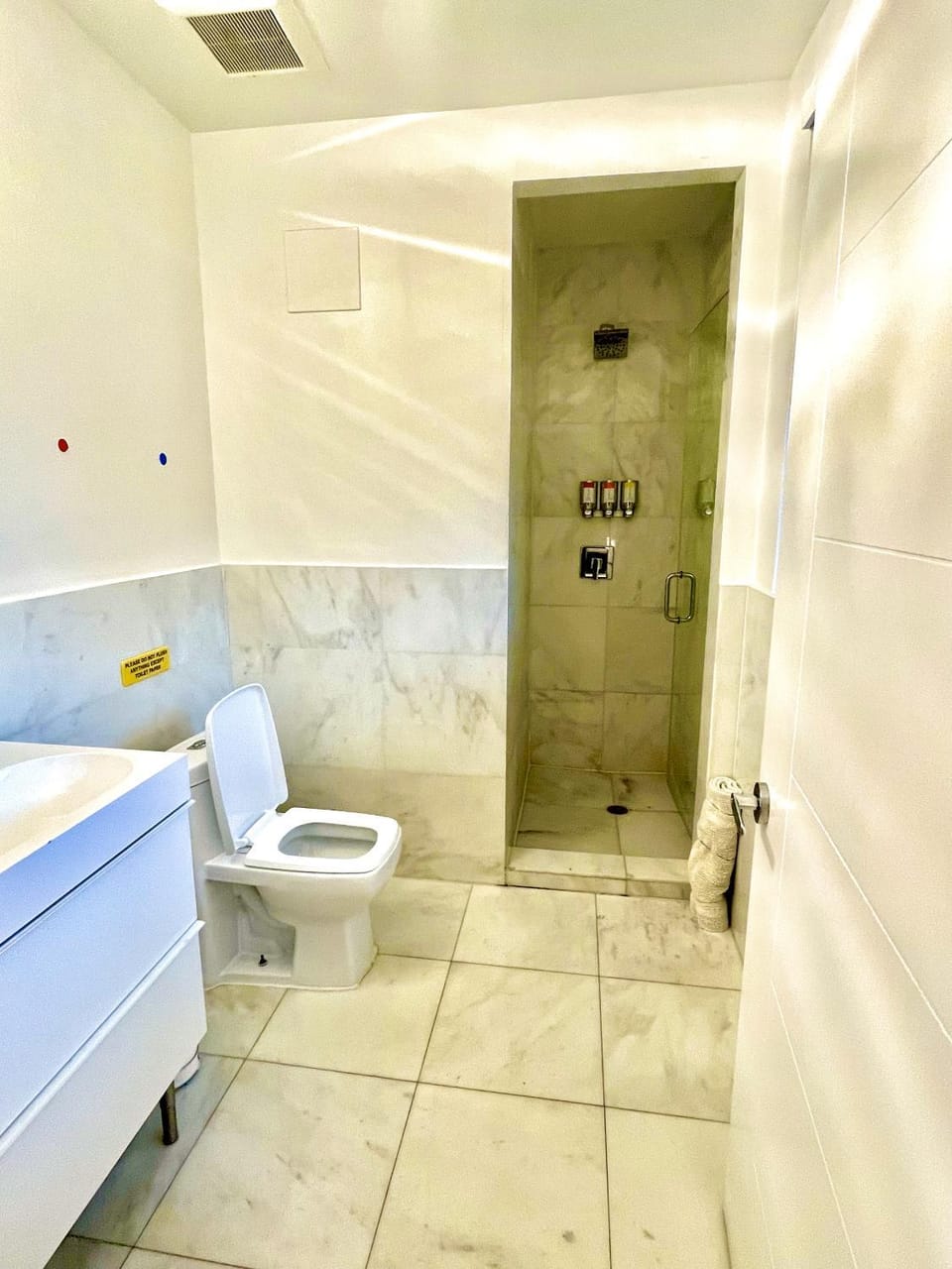 16 GUESTS LUXURIOUS SOUTH BEACH SUITE WITH ROOFTOP 2 Apartment in Flamingo Lummus