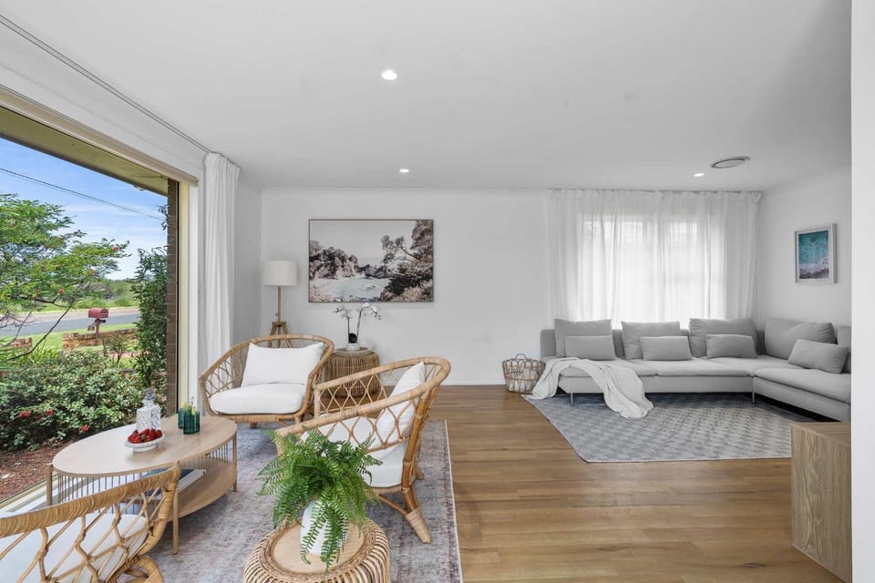 Collingwood - 4BR modern beachfront holiday home House in Huskisson