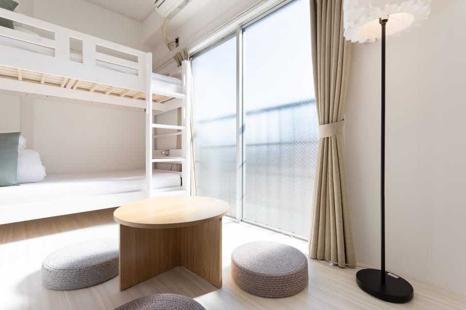 Bed, Photo of the whole room, Seating area, Bedroom, air conditioner
