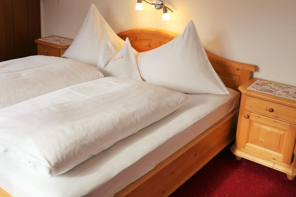 Decorative detail, Bedroom