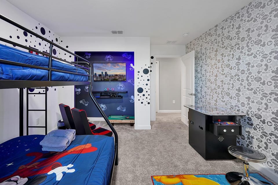 Storey Lake Escape w/ Pool, Games & Water Park House in Kissimmee
