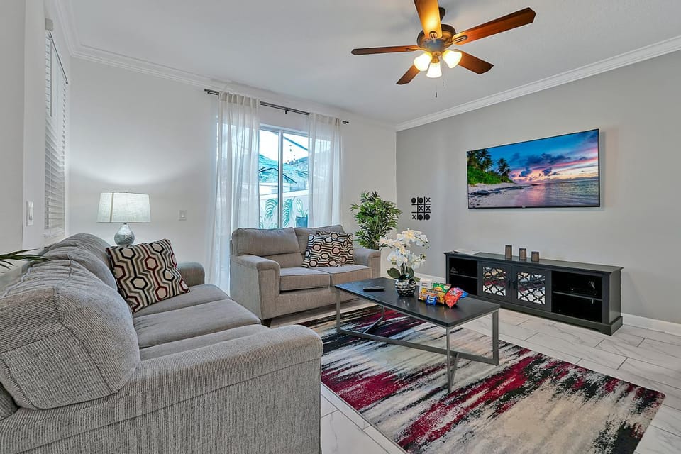 Storey Lake Escape w/ Pool, Games & Water Park House in Kissimmee