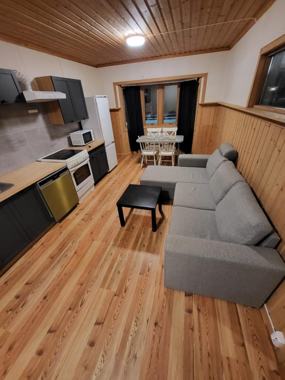 One Bedroom Apartment Kjeller Lillestrøm -2mins from OSLOMET -TC Apartment in Viken, Norway