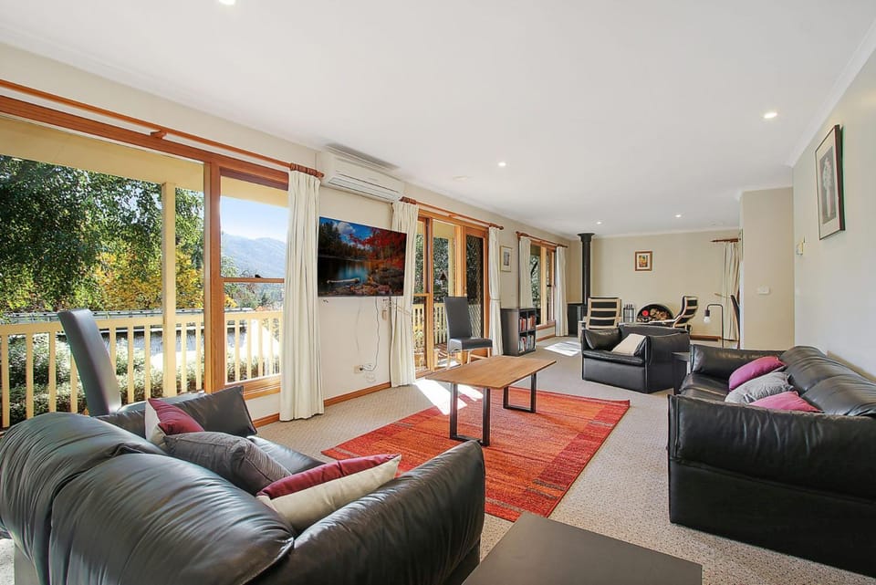 Greenlea House in Porepunkah