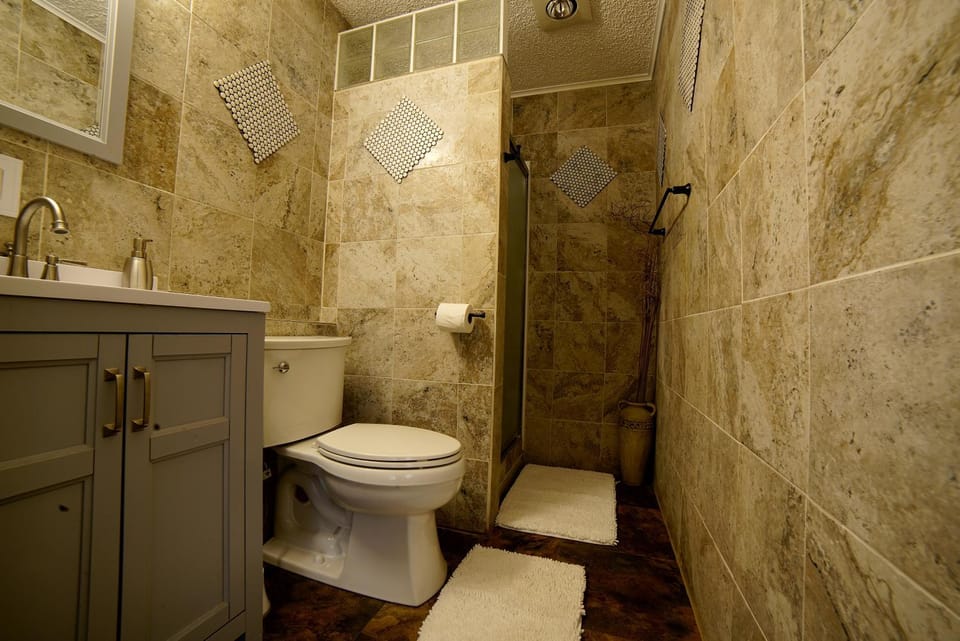 Shower, Toilet, Bathroom