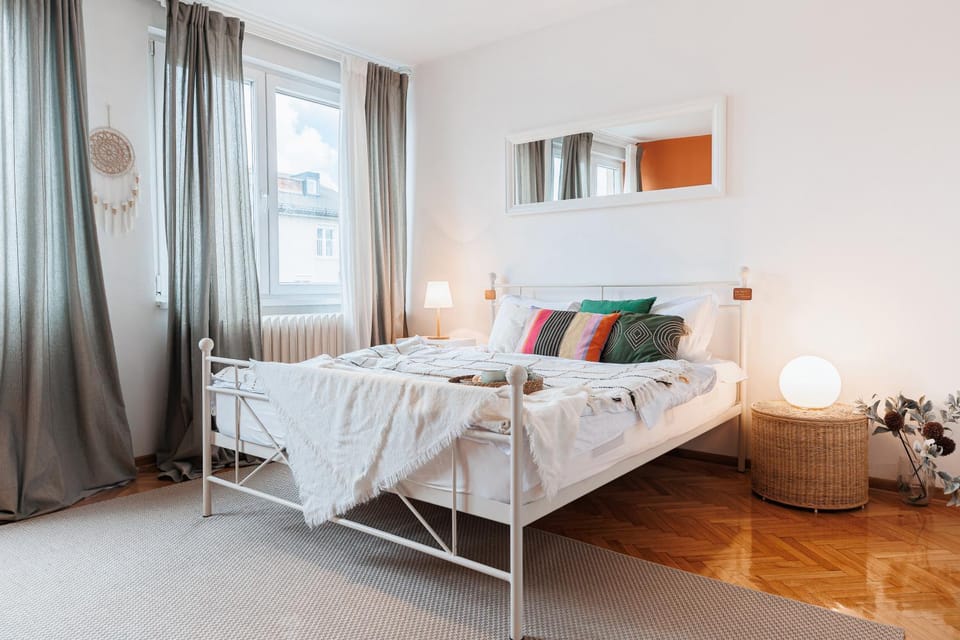 Bed, Photo of the whole room, Bedroom, wardrobe