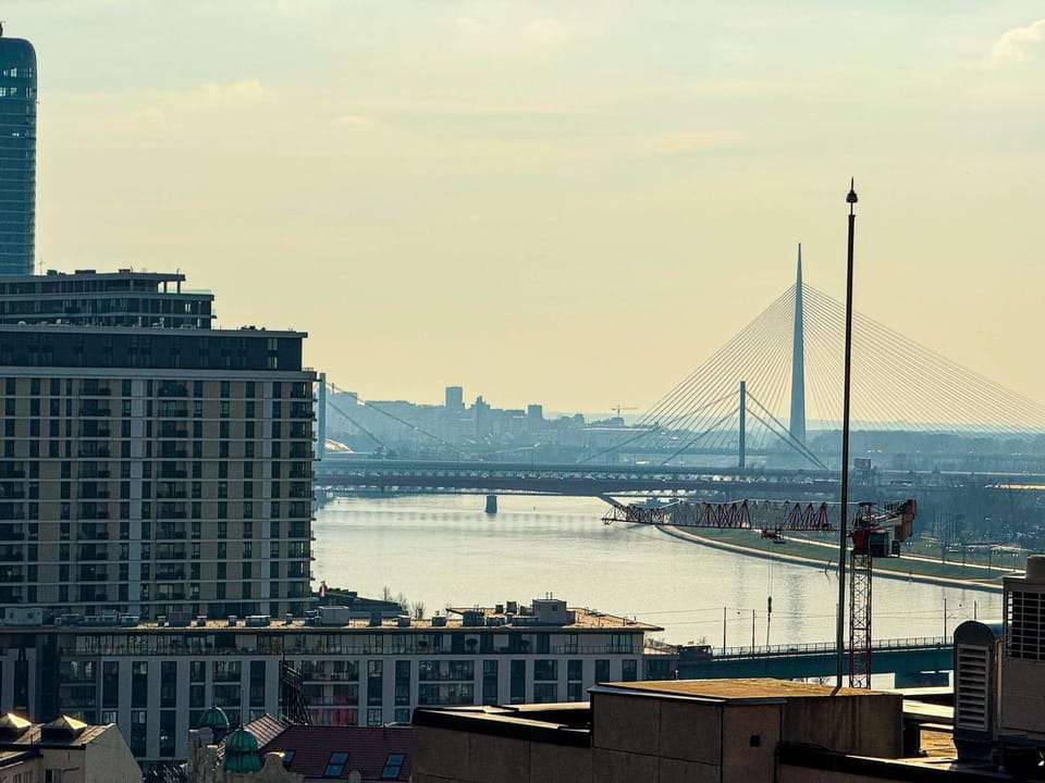Day, Neighbourhood, View (from property/room), Balcony/Terrace, City view, River view, Location