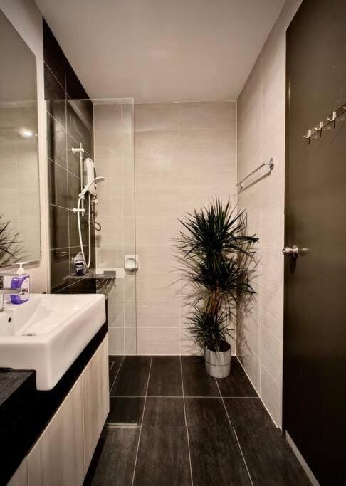 Shower, Bathroom