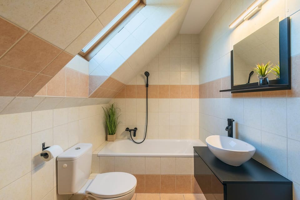 Bathroom, Bath