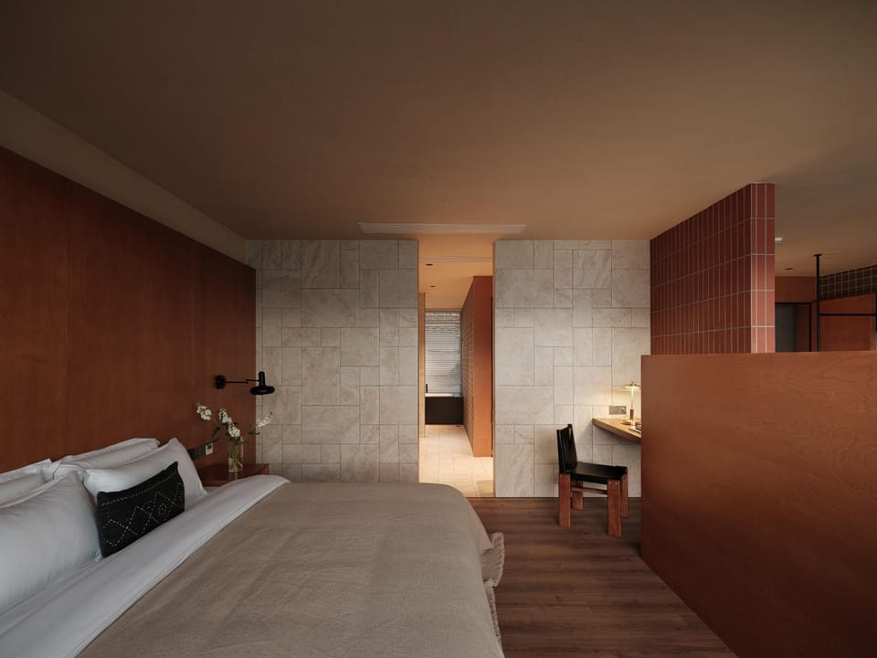 Bed, Photo of the whole room