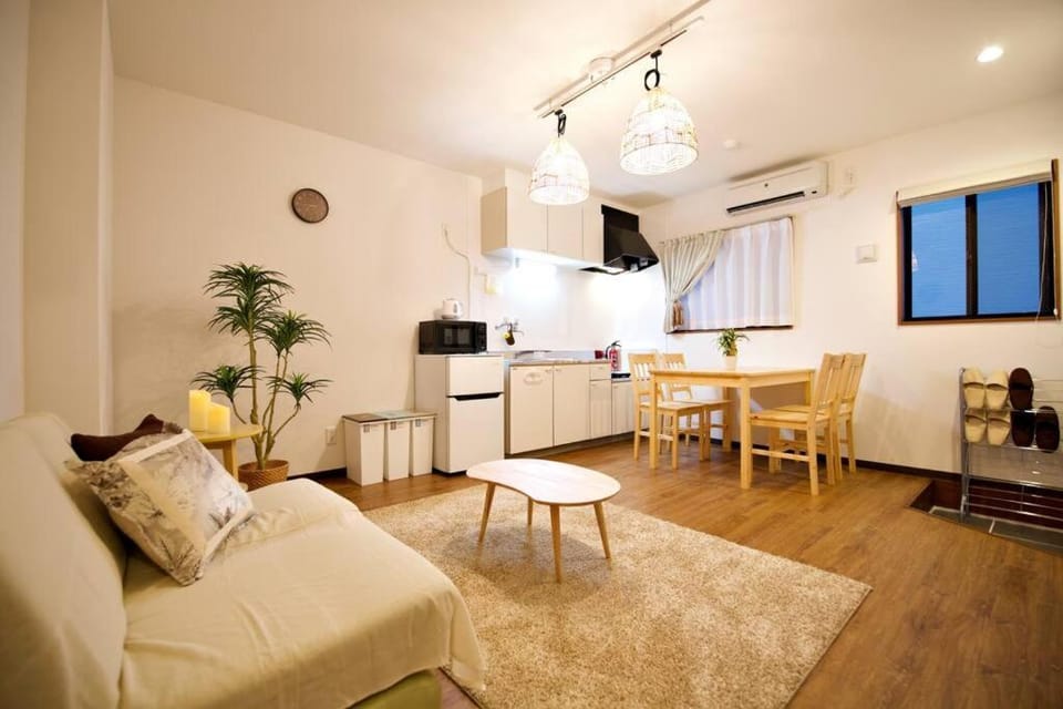 プラスライフ大浜6 Apartment in Okinawa Prefecture