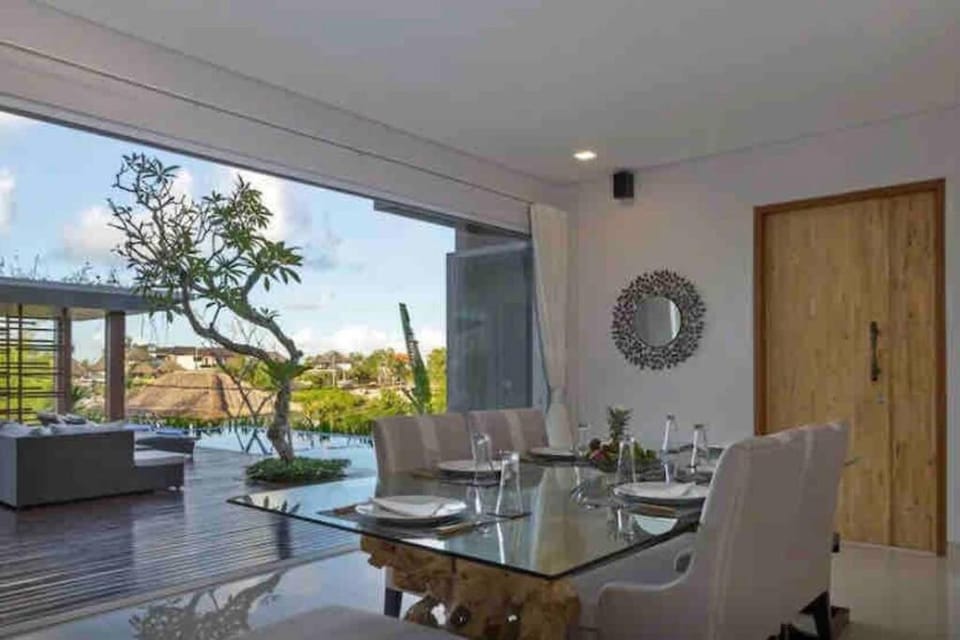 Bali Uluwatu Gorgeous D Sky Villa Apartment in Bali