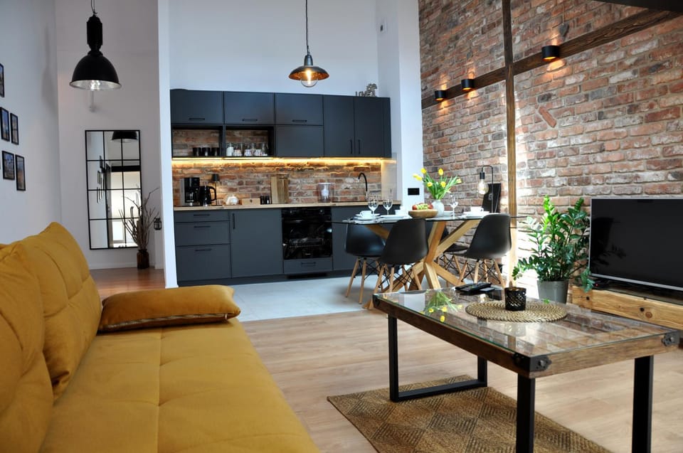 Kitchen or kitchenette, Living room, Dining area