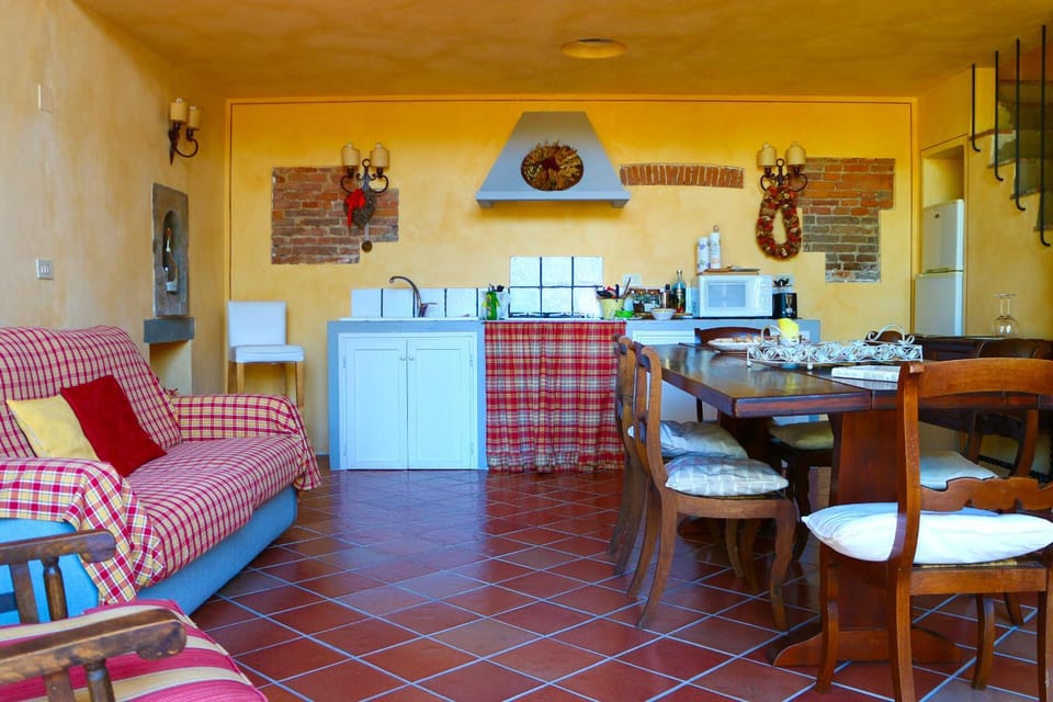 Kitchen or kitchenette, Living room, Dining area