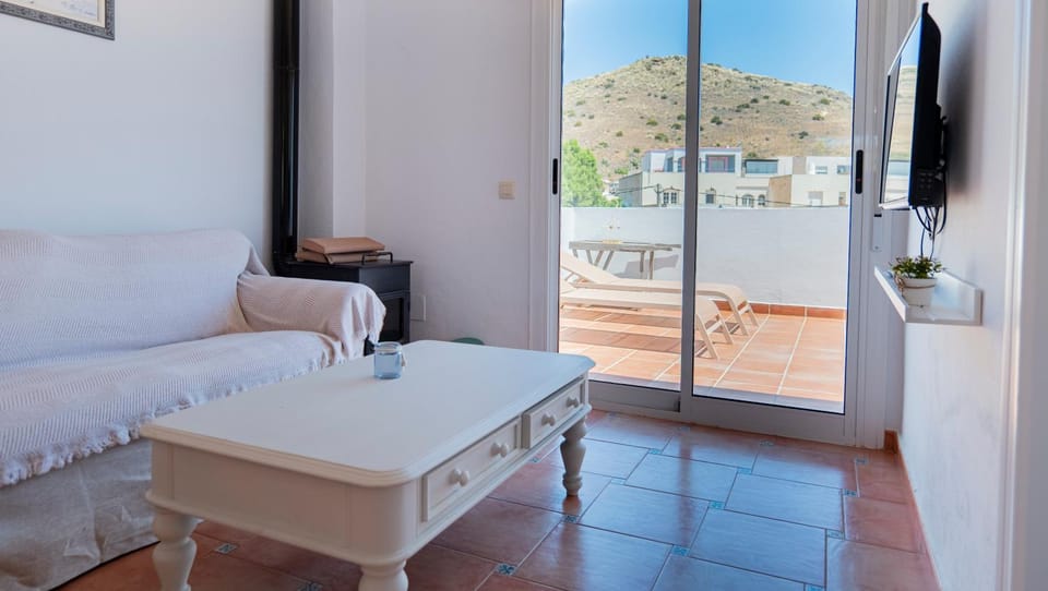 Cala Higuera House in Pozo de los Frailes