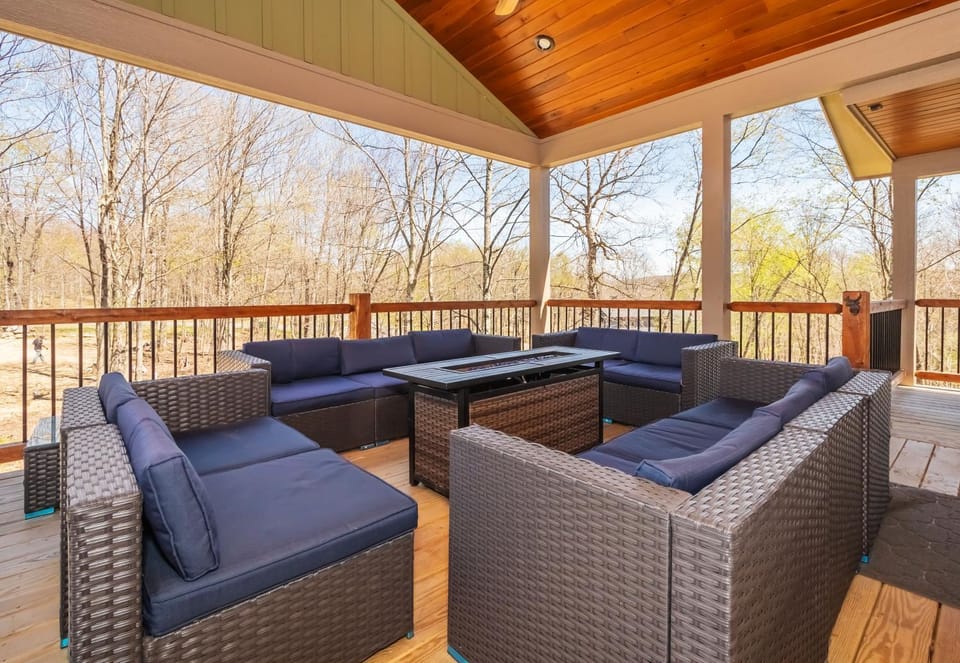 Patio, Seating area, Garden view