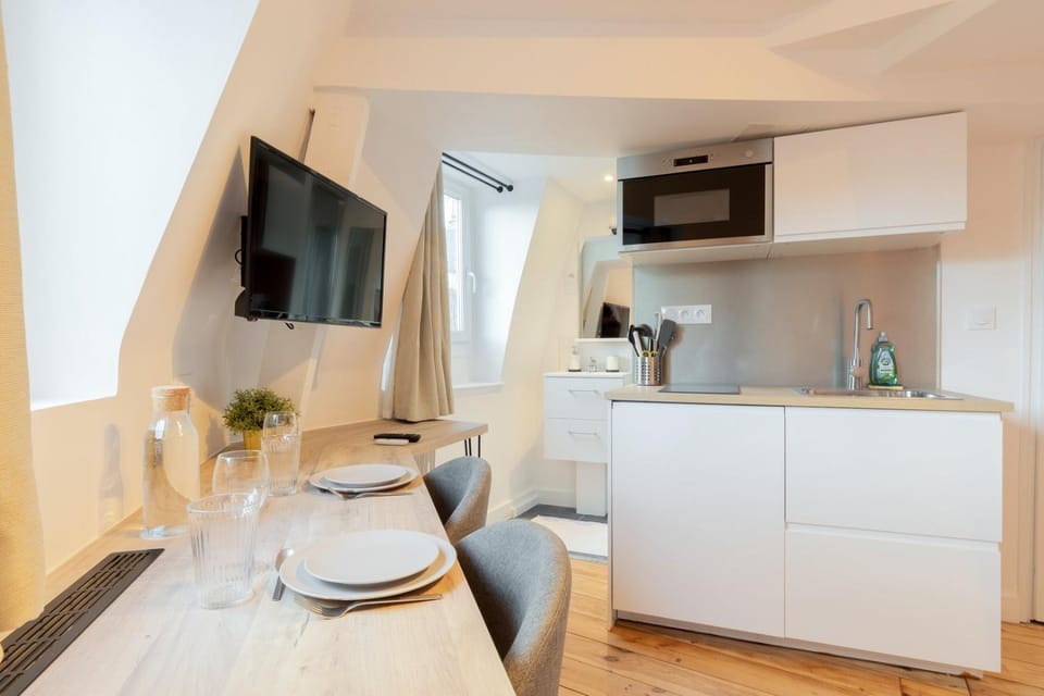 Lille center equipped studio Apartment in Lille