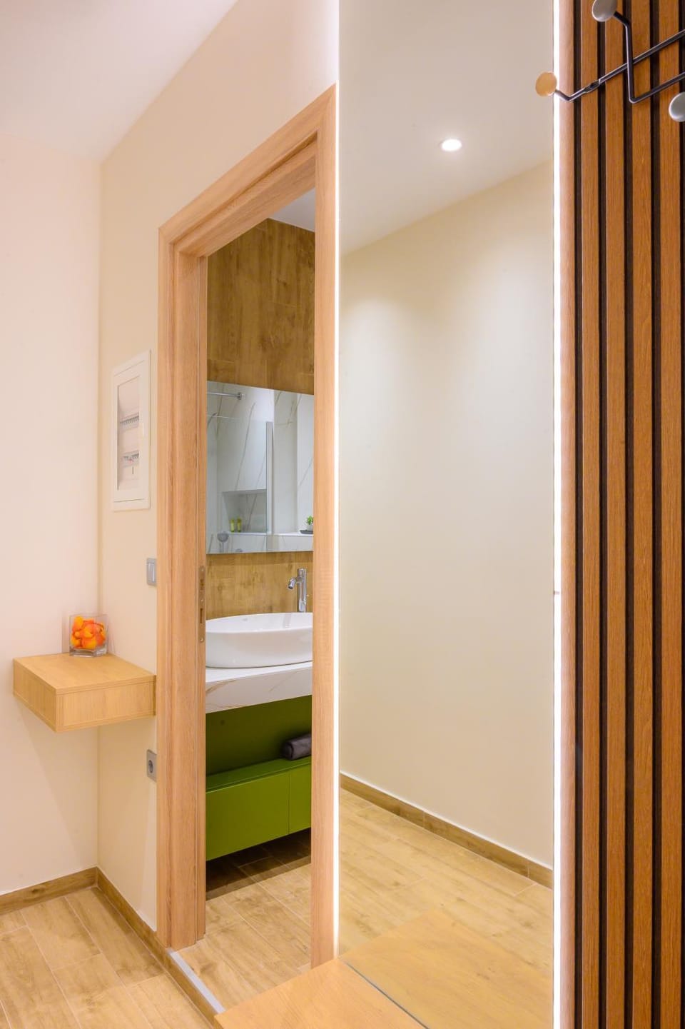 Facade/entrance, Bathroom