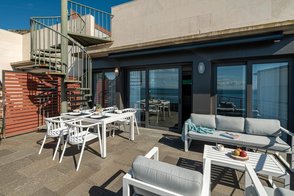 Day, Balcony/Terrace
