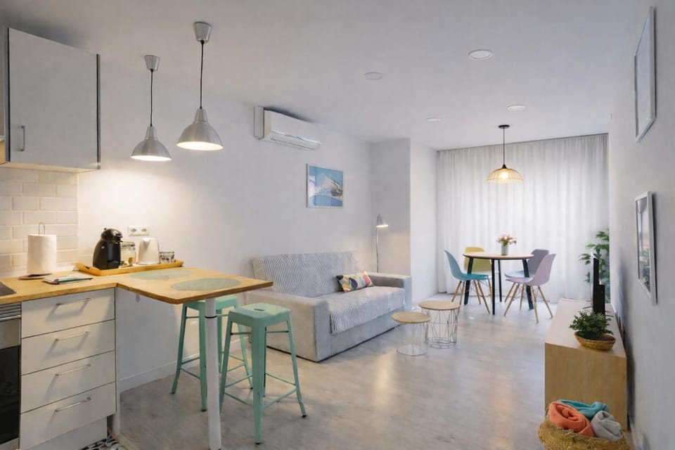 Kitchen or kitchenette, Living room, Photo of the whole room, Dining area