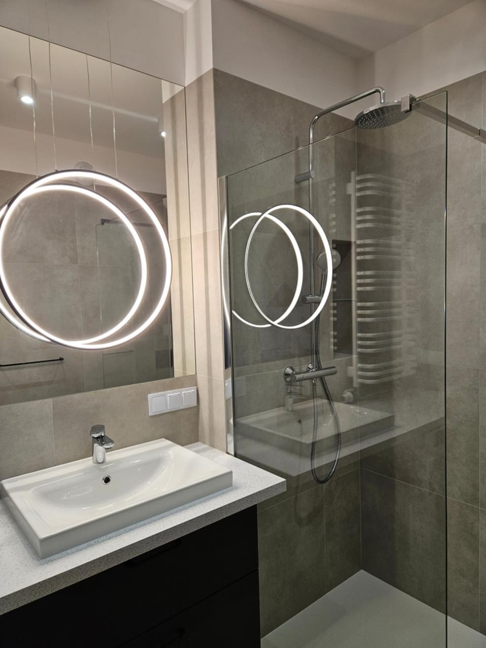 Shower, Bathroom