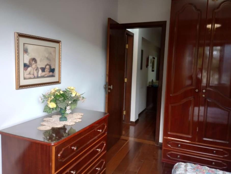 Apartamento no Centro de São Lourenço Apartment in State of São Paulo