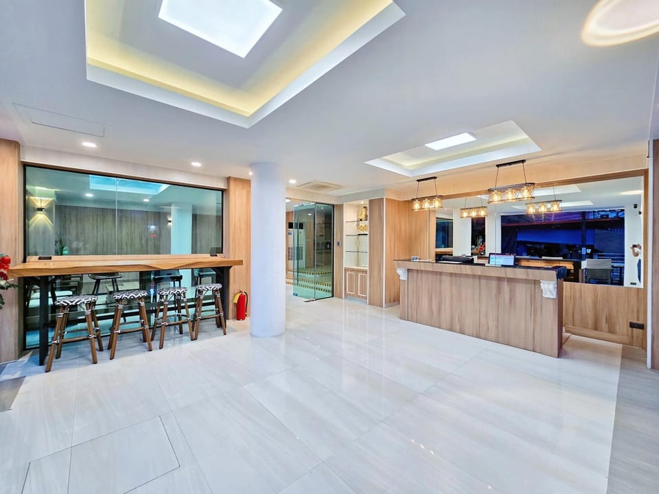 Property building, Lobby or reception, Seating area