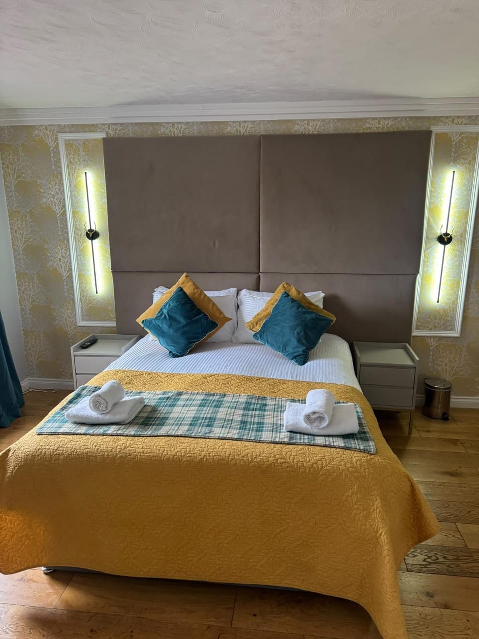 MacDonald Hotel & Cabins Cabin in Kinlochleven