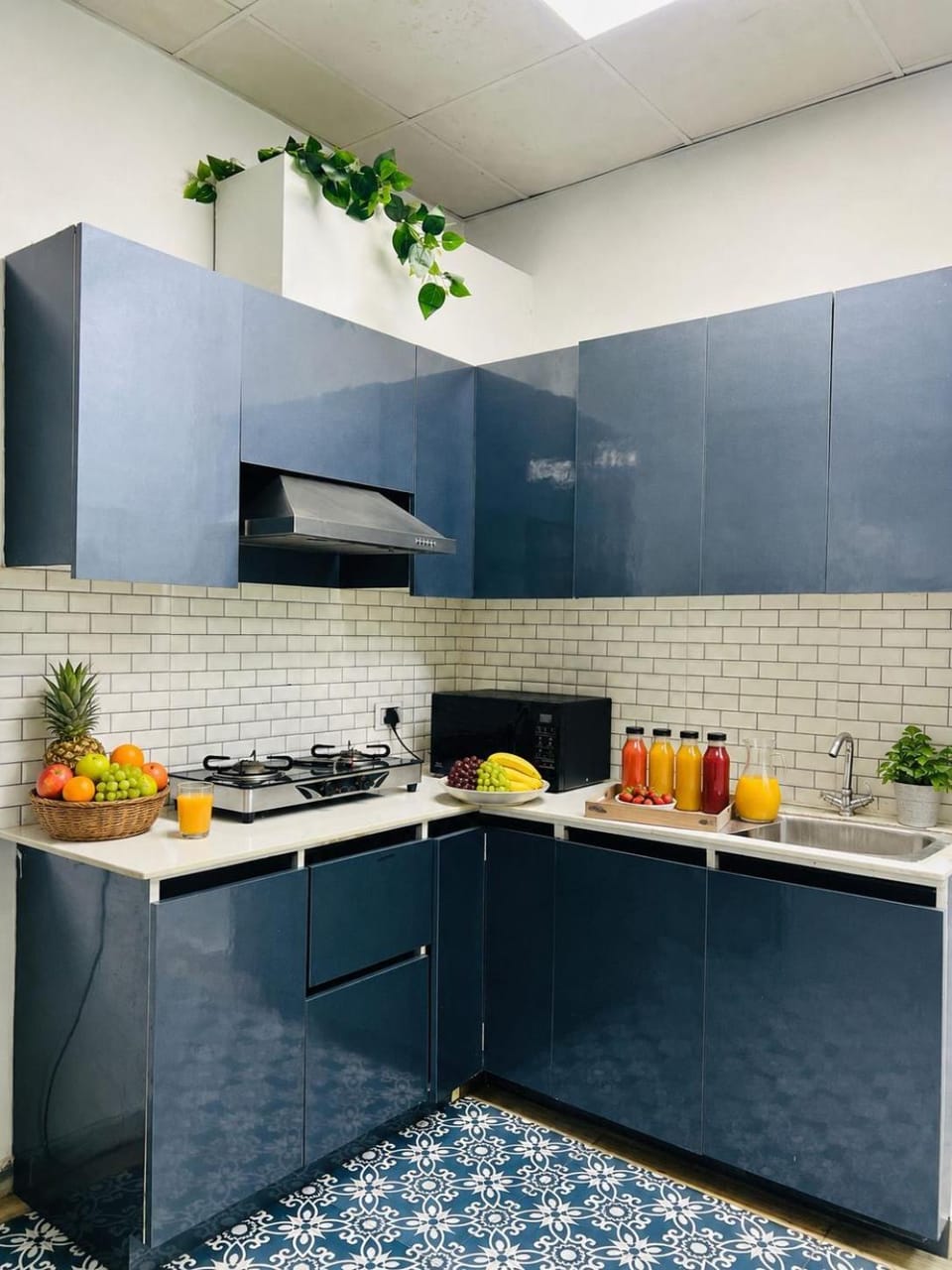 Kitchen or kitchenette, kitchen