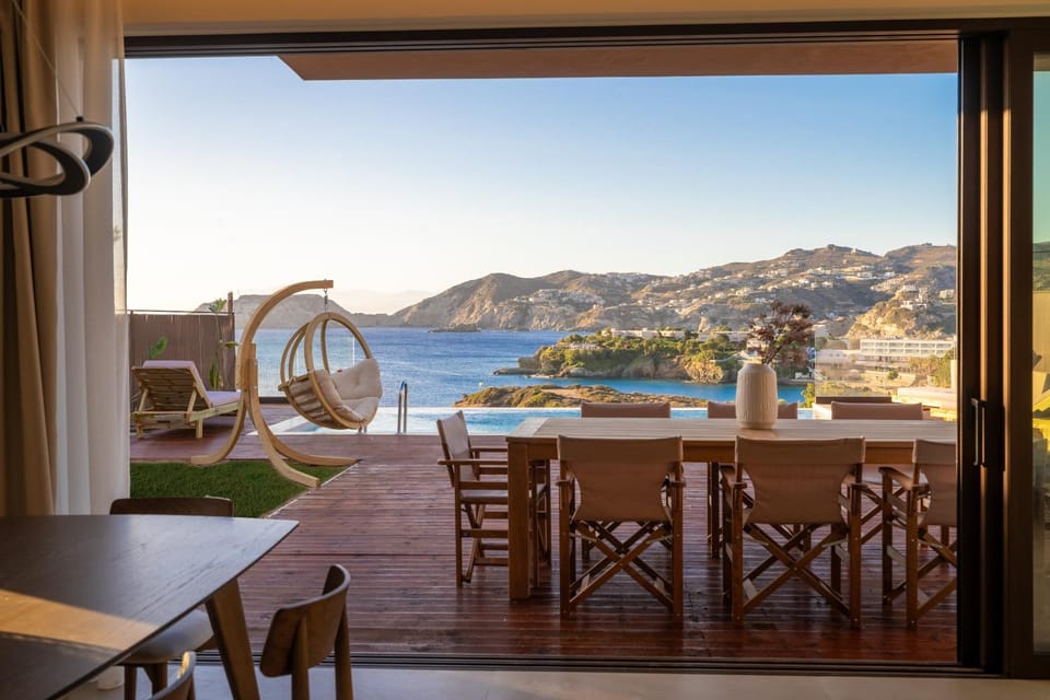 Day, View (from property/room), Balcony/Terrace, Balcony/Terrace, Dining area, Mountain view, River view, Sea view