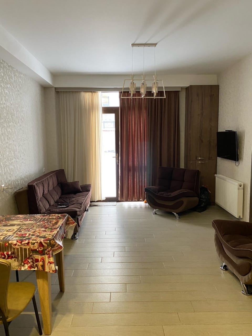 Communal lounge/ TV room, TV and multimedia, Living room, Seating area, Evening entertainment