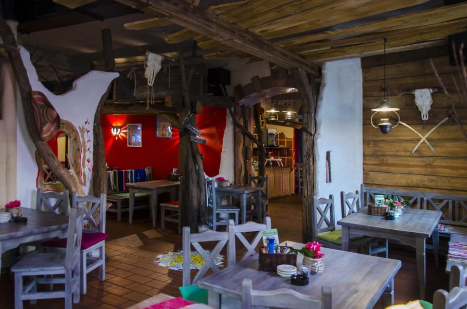 Restaurant/places to eat