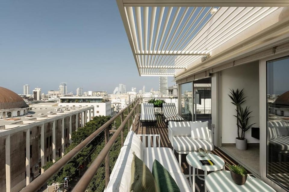 Property building, Patio, Day, View (from property/room), Balcony/Terrace