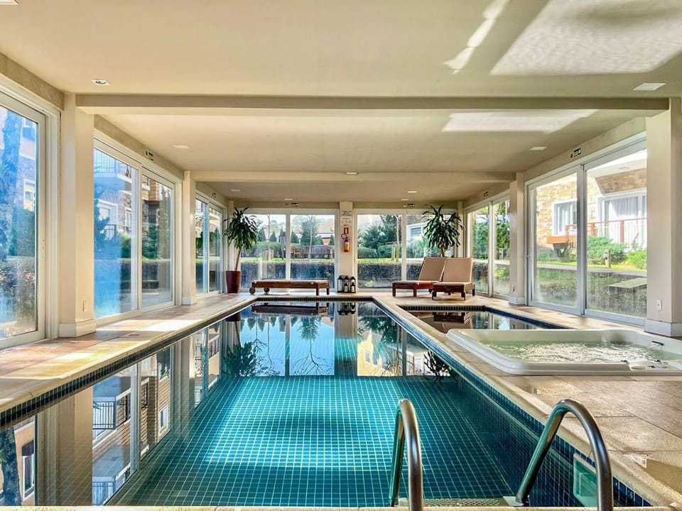 Casa de Pedra 2 Suítes c/ Piscina by Achei Gramado Apartment in Gramado