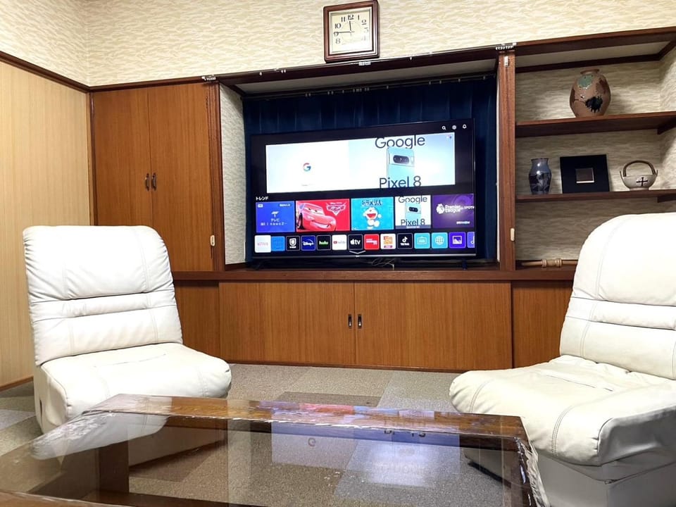 TV and multimedia, Living room