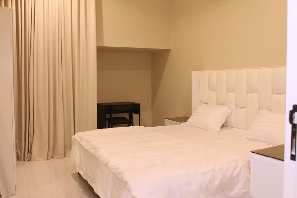 شقة راقية بصالة وغرفة نوم ومطبخ Apartment in Riyadh