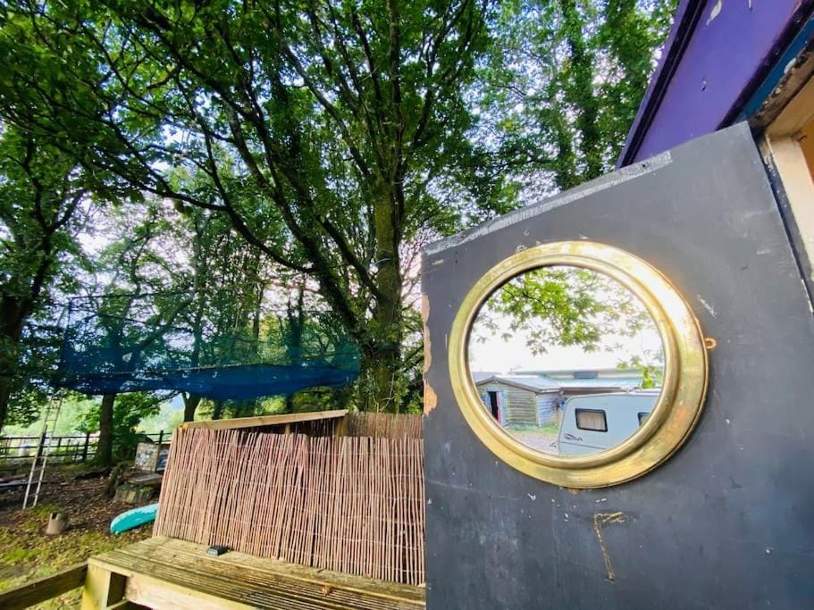 Camp Hillcrest Horsebox Luxury tent in Tintern