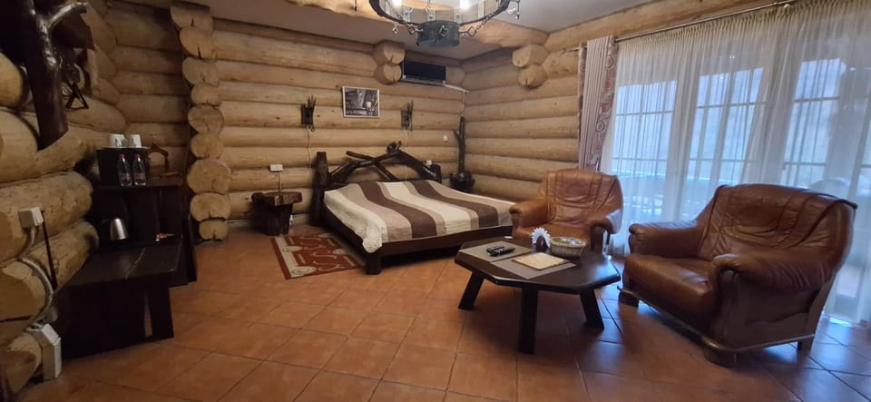 Bed, Seating area