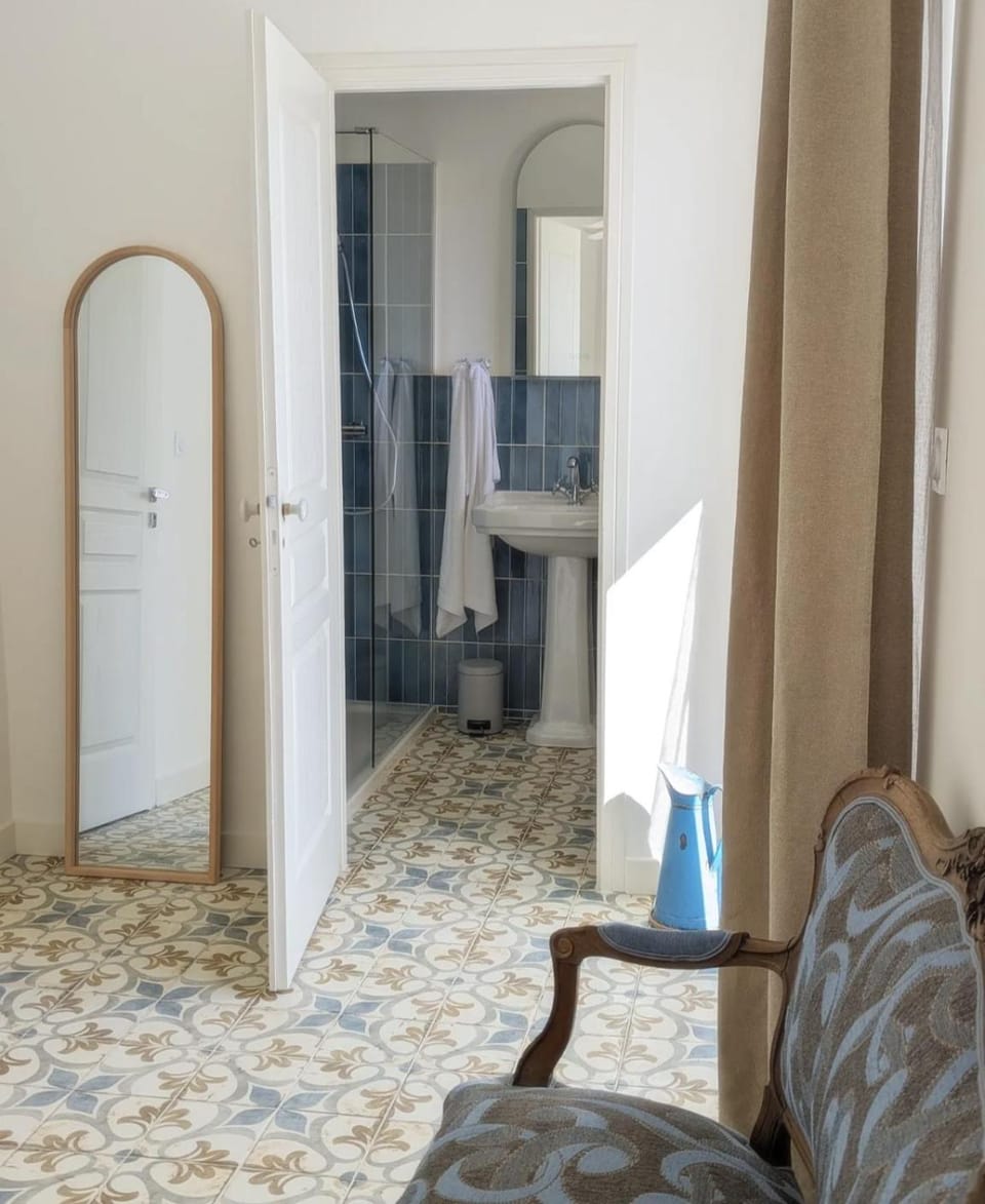 Le Couvent des Ecrevisses Bed and Breakfast in Barjols