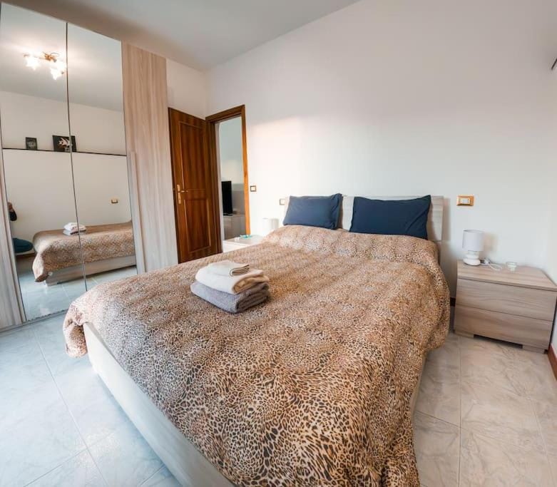 [The Olive Trees]- jacuzzi-garden-wifi-barbecue-parking House in Liguria