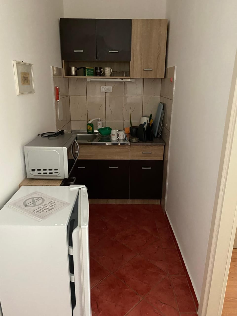 Kitchen or kitchenette