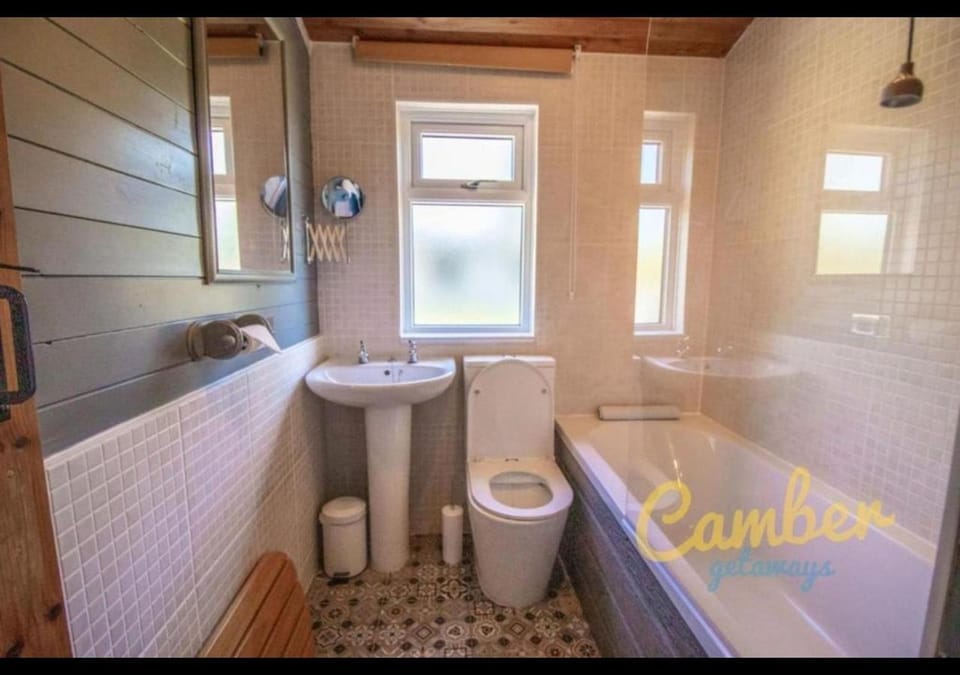 Bathroom, Bath