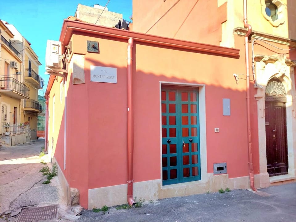Conny's little house Apartment in Pozzallo