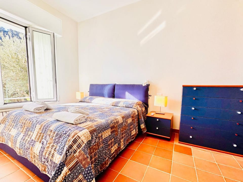 Hostdomus - Nel Blu - Bike and Sea Apartment in Finale Ligure
