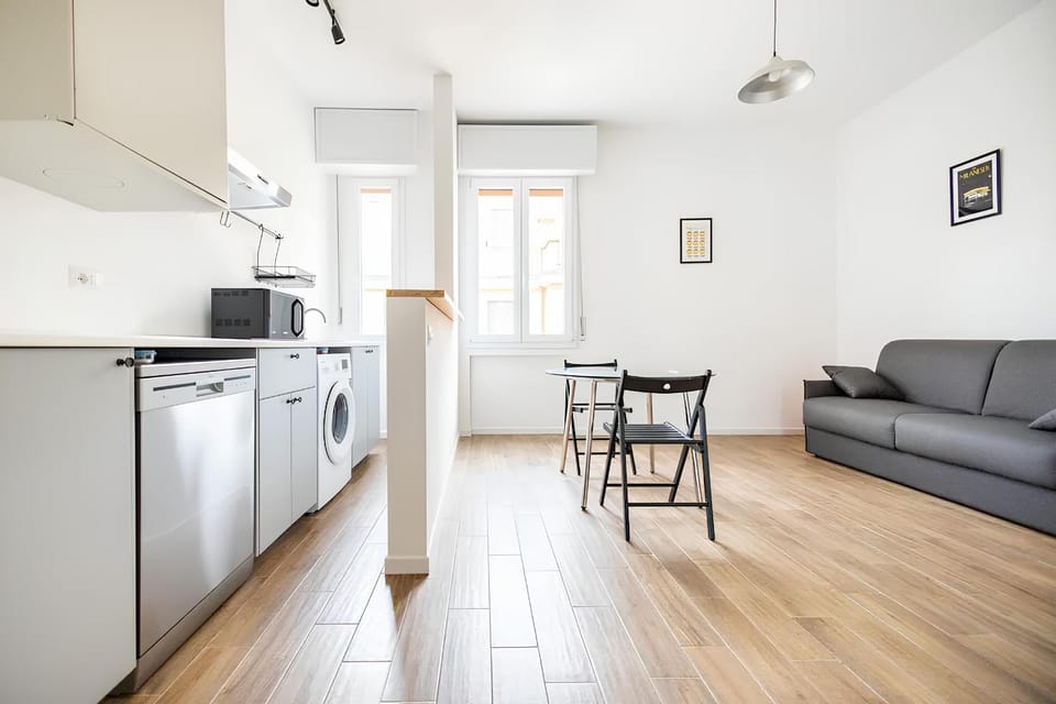 Santa Giulia Suite - 15 minutes from city centre Apartment in Milan