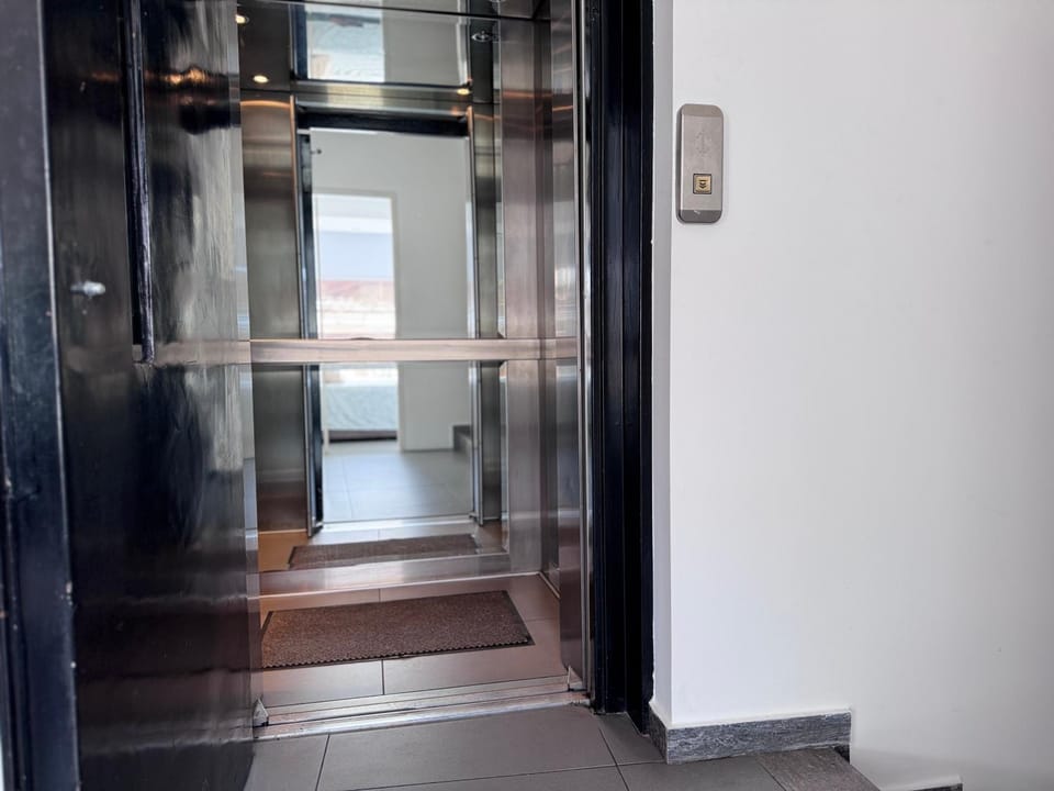 elevator