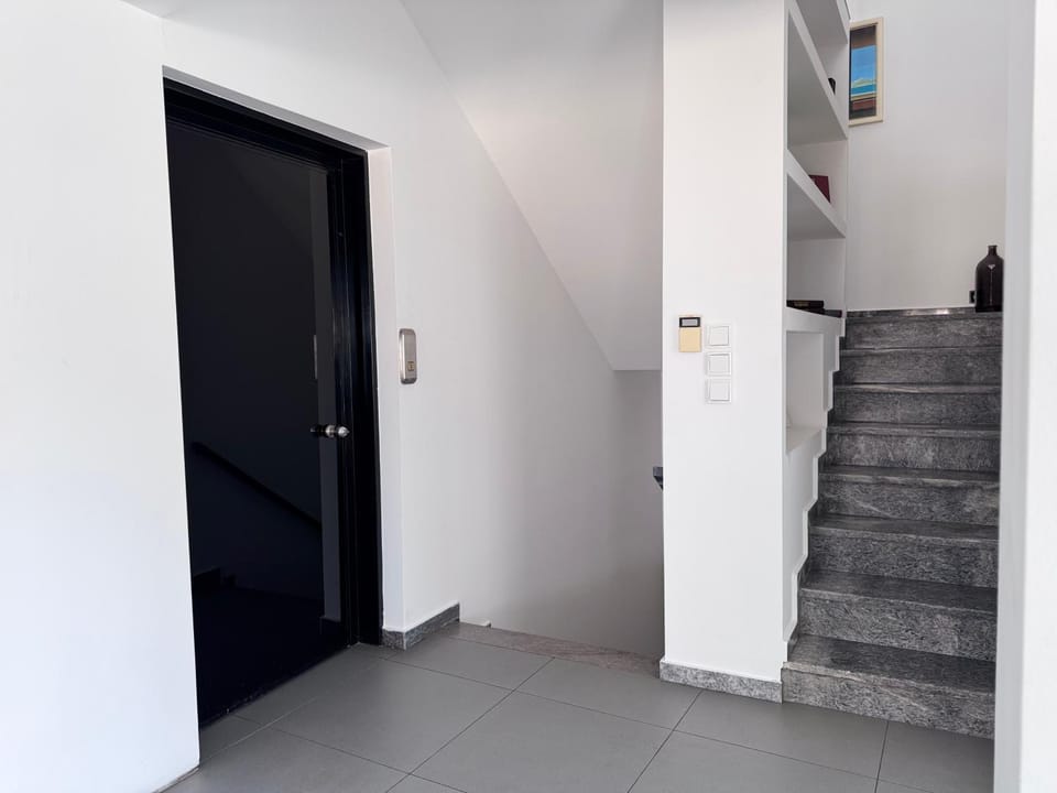 elevator