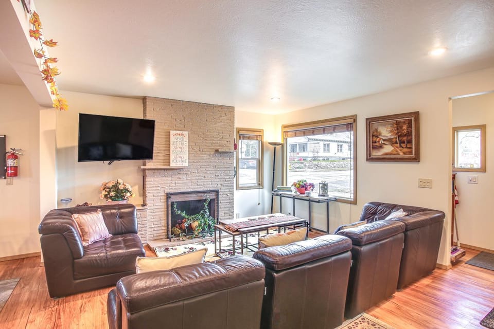 Spacious Coeur d Alene Home Near Everything! House in Coeur dAlene